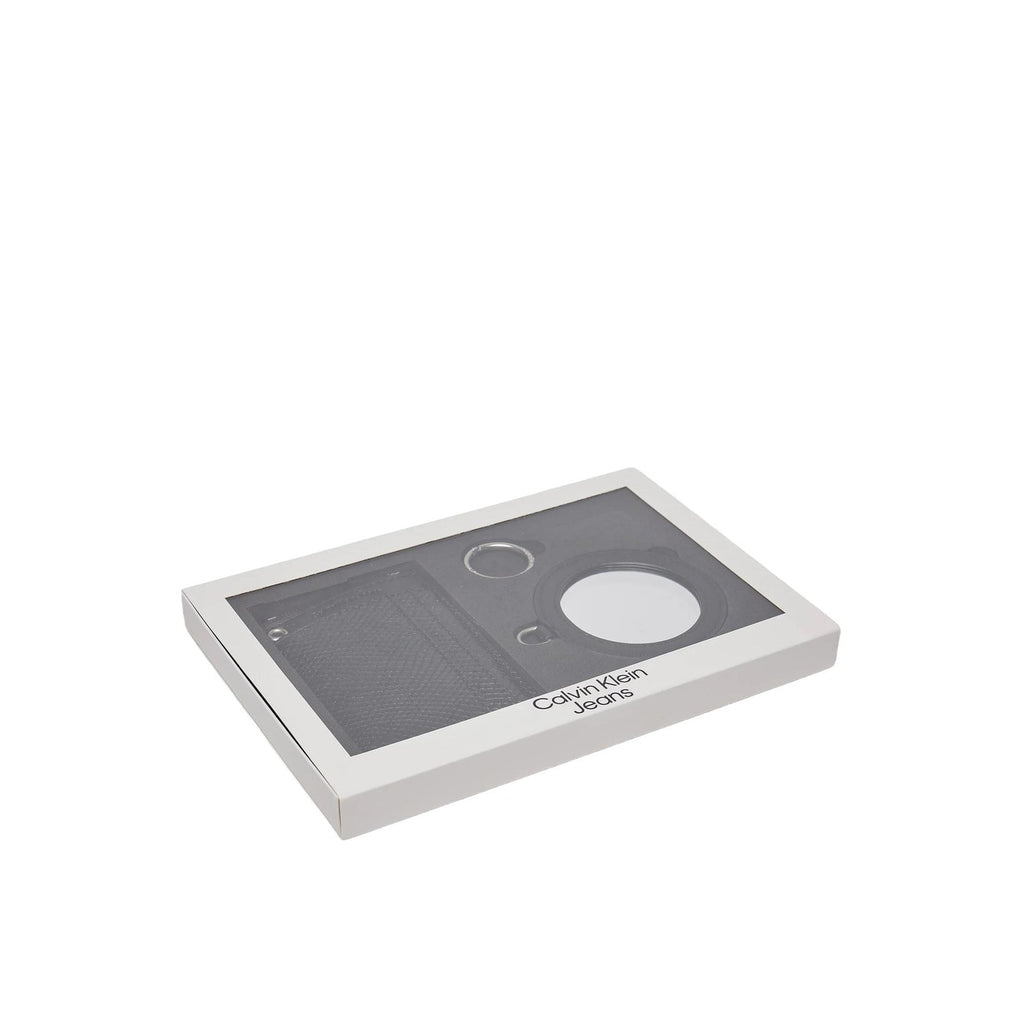 Calvin Klein Jeans Women's Wallets