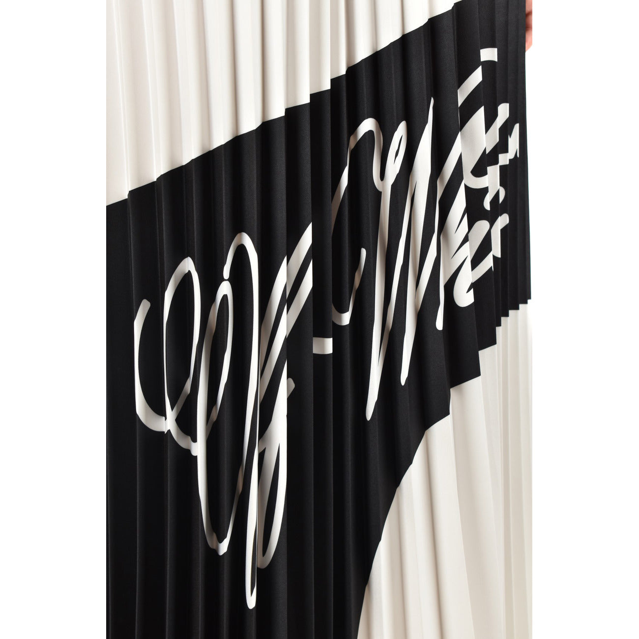 Off-white Gonna Donna