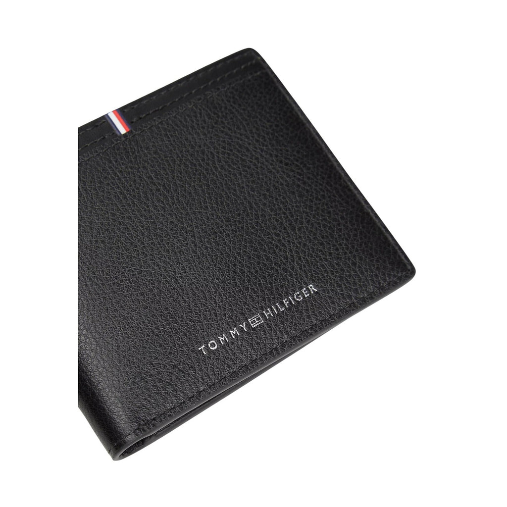 Tommy Hilfiger Men's Wallets