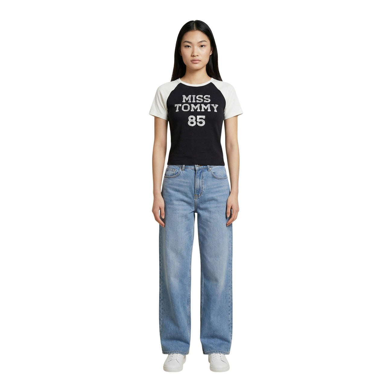 Tommy Hilfiger Women's Jeans T-Shirt